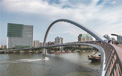 “海上福尔摩斯”大破撞船逃逸案