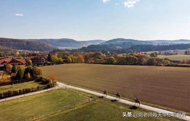 颇受泰国皇室喜爱，被称为养生酒店鼻祖，一个度假村到底多疗愈？