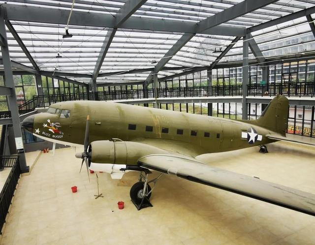 美国飞虎队“兔八哥”C-47飞机