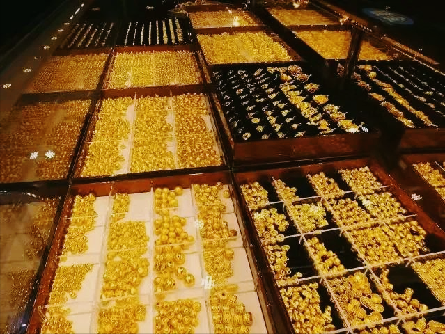 直播圈生存启示录之三：你买到的黄金珠宝可能是莆田人生产的