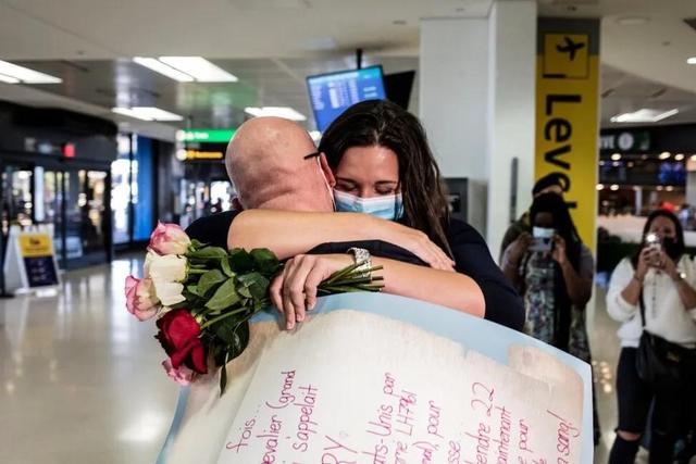 美国时隔18个月重新开放边境，迎接国际旅客