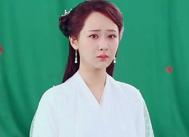 《新白蛇传》开播毫无水花，盘点荧幕上各版白蛇，你最喜欢哪个？