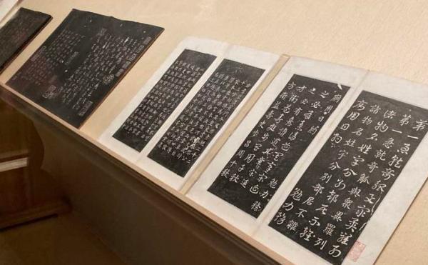 圆桌｜从“万年长春”特展，再品上海千年书画