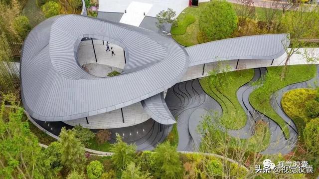 龙湖VS万科！谁能重新定义新亚洲风格？