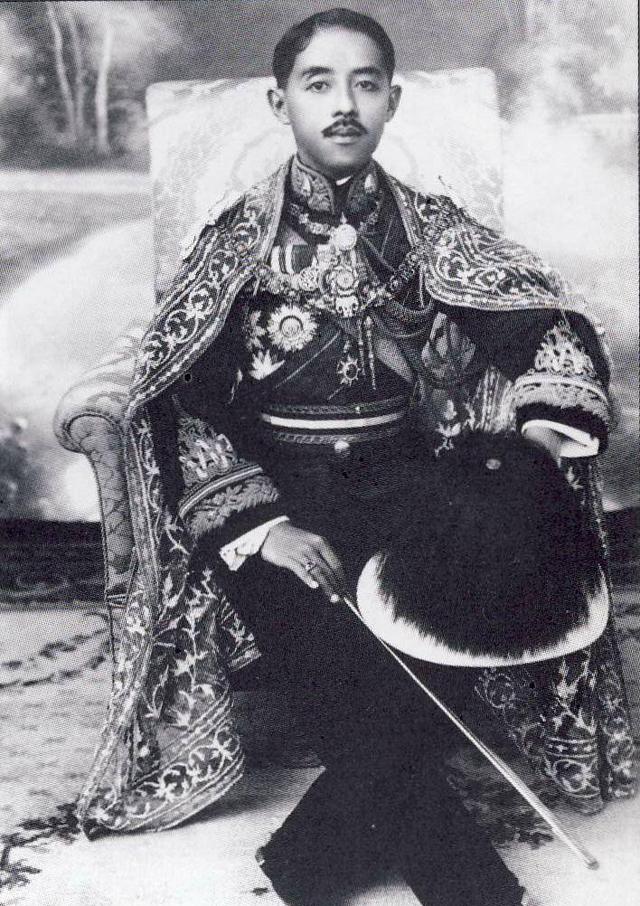 泰国王子娶外国女人为妃，儿子失去王位继承权，后代都成为外国人