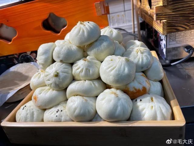 昔日地产大佬改卖包子，资本为何纷纷迷上跨界快餐？