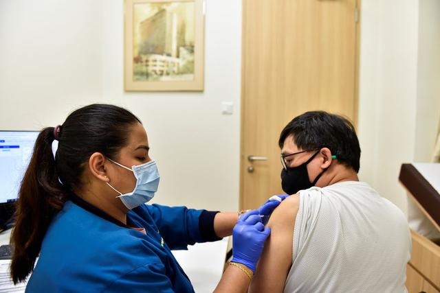 新加坡：下月8日起拒打疫苗染疫将需自付医药费