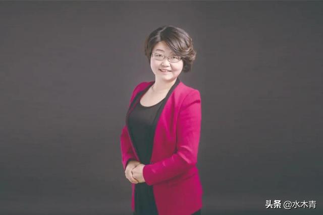 大爱无疆，成就辉煌——访大庆市百湖家庭服务有限公司王宝凤