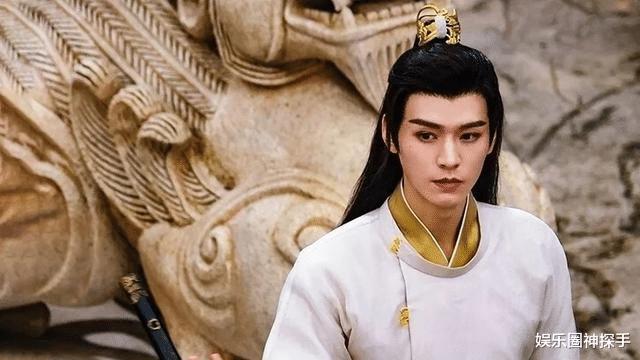 合作同一位女主，龚俊和这位185cm的“学霸”帅哥，谁更有胜算？