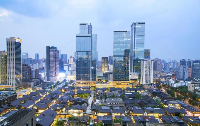 全国多景区重开放！多城新机场将运营 加拿大承认中国疫苗
