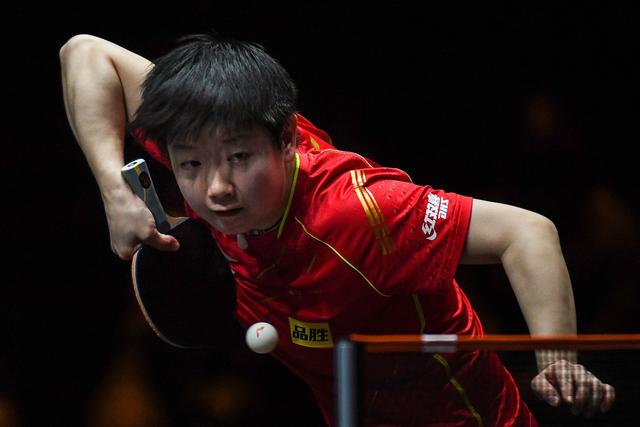 新加坡WTT世界杯决赛，中国队提前锁定女单冠亚军