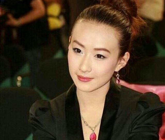 女富豪林晓芸：23岁接管亿万家族帝国，如今身价百亿，行事低调