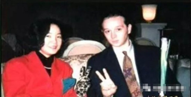 邓丽君去世已26年，曾与她订婚的男友保罗，如今怎样了？