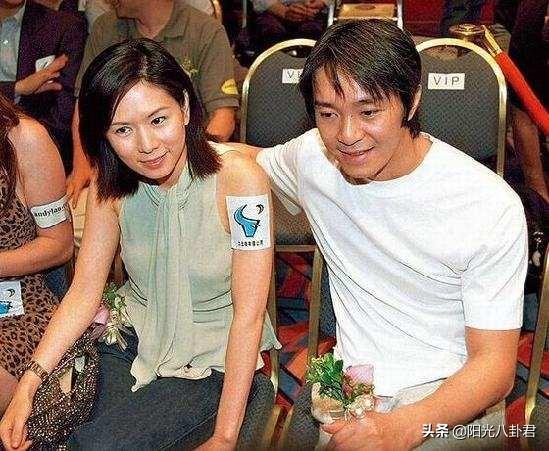 8位明星悼念去世前任，她痛哭数日，星爷把已故挚爱写进电影
