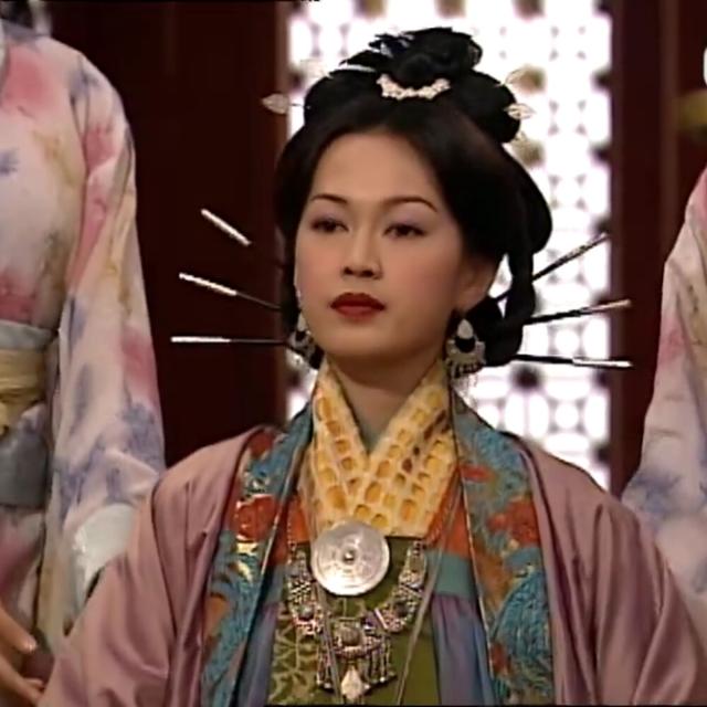 曾经TVB的“五美”近况如何？有人被骗光积蓄，有人成为餐饮大王