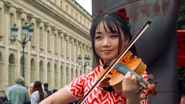 曼妙的乐曲，是动人的乡音