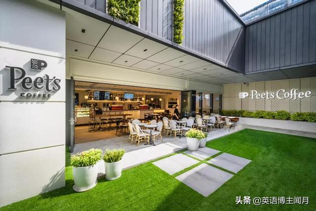 游走在都市感与生活化之间