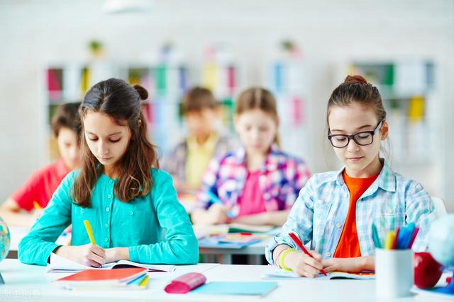 新加坡留学费用，去新加坡留学花多少钱？