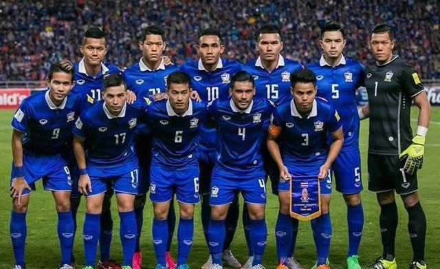 4-0！泰国队大爆发，全场24脚射门，创2大纪录，球迷：夺冠大热