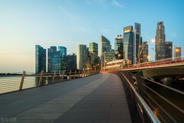 选择新加坡的原因很多，疫情，政策，毕业后留新工作