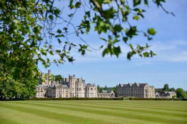 坎福德公学offer到手！该校拥有英国最美校园、频获年度私校大奖