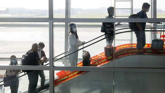 马来西亚、新加坡均现奥密克戎感染病例，泰国旅游部长：别慌，泰国搞得定