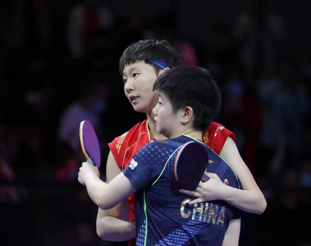 张本美和拿下4冠王，父亲说四川话教练是中国人，国乒不能小瞧她