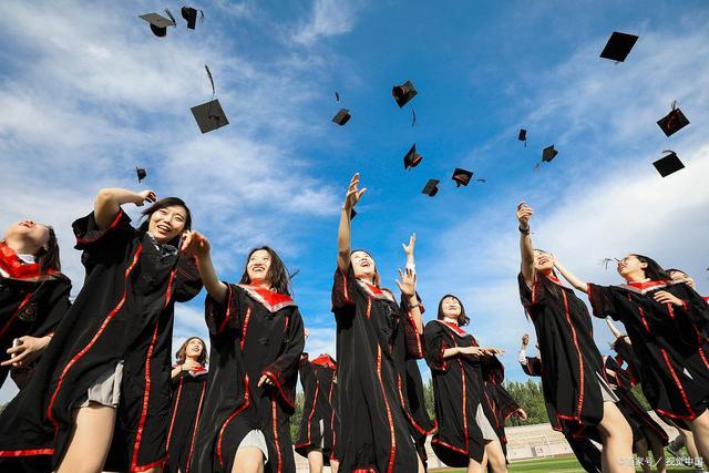 这所大学“很烧钱”，学费达17万！所在地是“全国百强县”第一