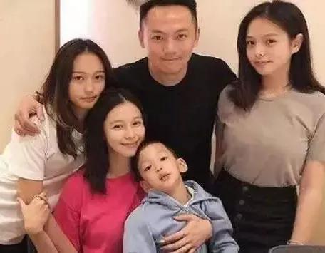 王力宏事件后续，李靓蕾为闺蜜澄清流言大获好评！网友直呼太善良