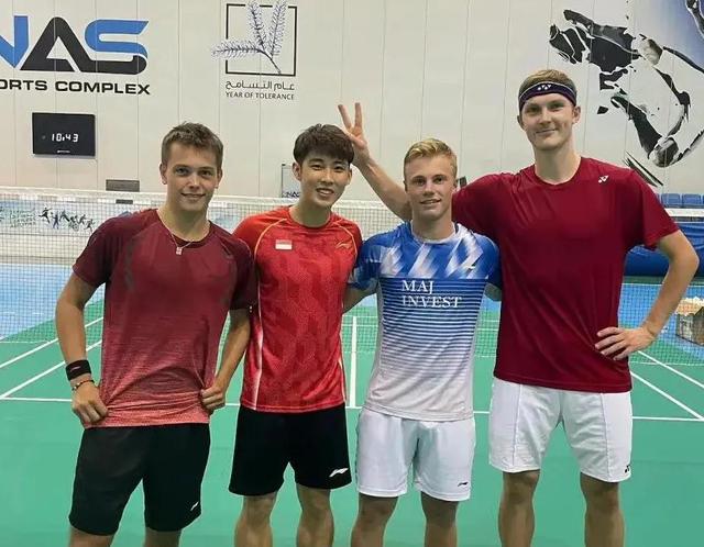 骆建佑羽毛球世锦赛夺冠，官方无任何表示，五商人众筹高额奖金