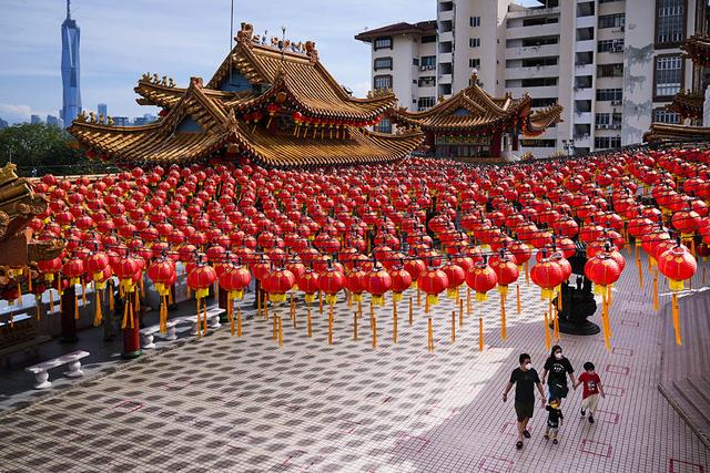 每周奇趣掠影 | 全球各地年味渐浓，迪拜世博会迎来中国国家馆日