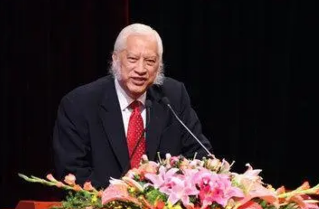 广东人收养印尼弃婴，卖房给他创业，今亿万身家的他：我是中国人
