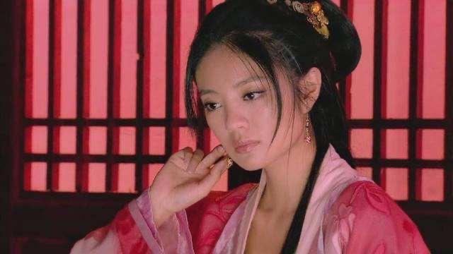 向佐曾对她一见钟情，恋爱成熟见父母时，向太却一句话拒绝了