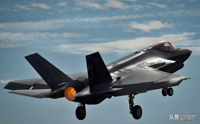 F35C坠海打捞，是不是美国为获取南海战略海图信息，在故伎重演？