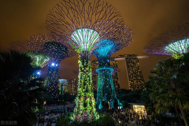 新加坡热情拥抱数字经济
