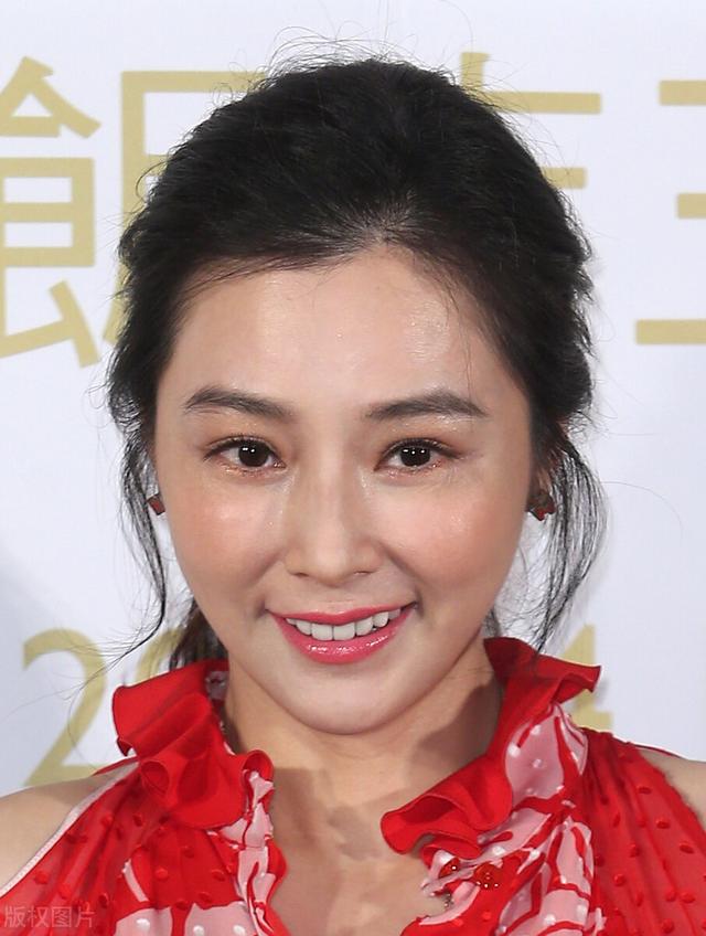 青春的印迹：盘点10位惊艳时光的70后台湾女星，美人不止存于记忆