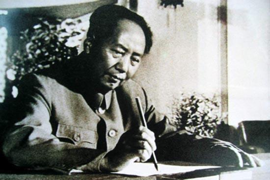 毛主席看透生死，逝世前一天如何度过？李敏2001年公开其护理过程