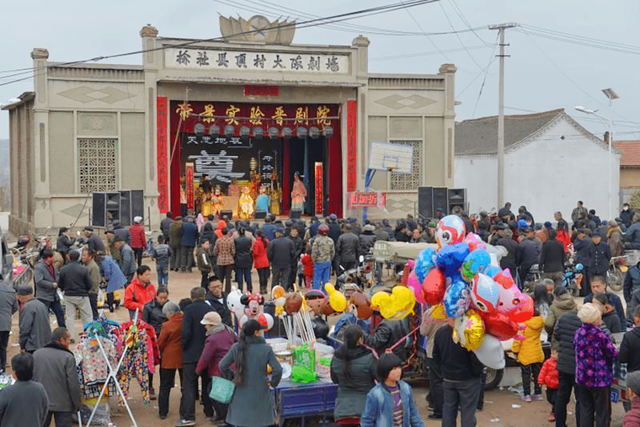 狐神、痘神和老虎脚，中国的春节庙会都开过哪些大脑洞？