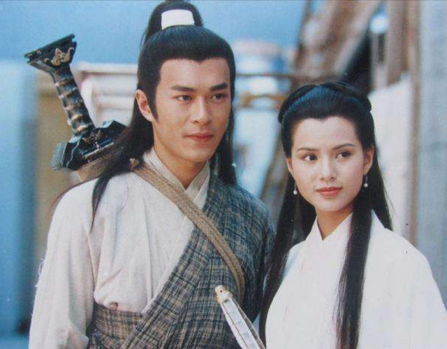 这10位男明星，简直演活了武侠第一美男，个个让女人心跳加速