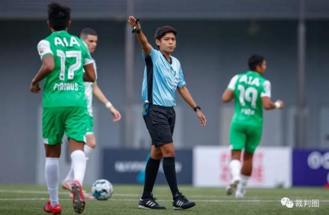 新加坡裁判阿比拉米-奈杜执法中国女足与中国台北女足的比赛