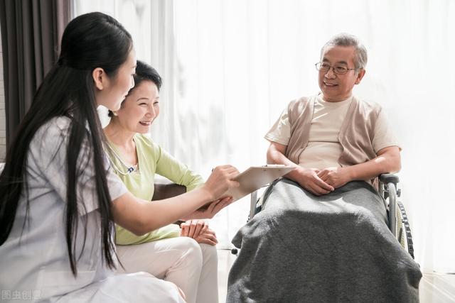 “大爱”改变生活——我在亲和源的养老感悟