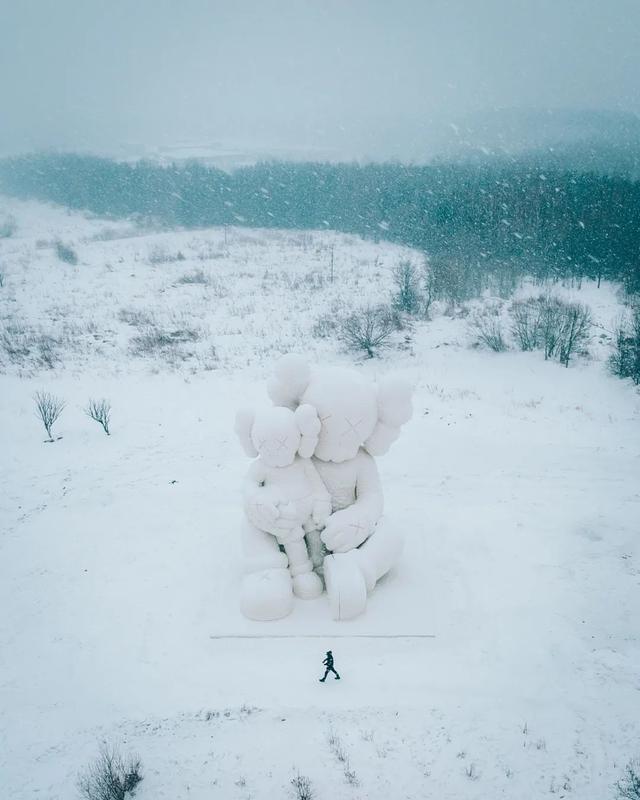 抓住冬天的尾巴，艺术家如何留住短暂冰雪的浪漫？