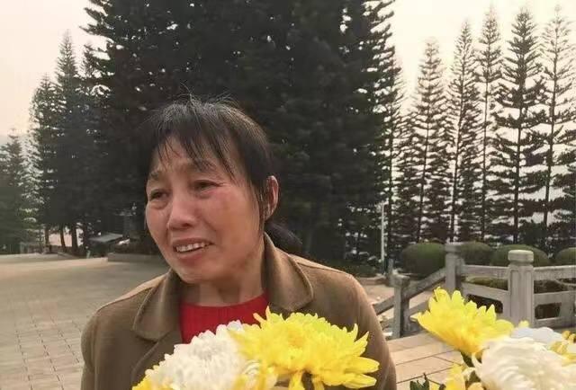 湖南女人，丈夫去世后，她照顾公婆36年，养育儿孙，撑起这个家