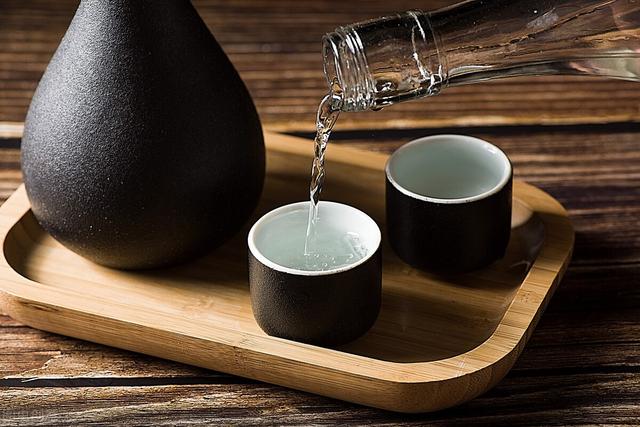 酒讯 | 贵州确保白酒产业增加值增20%+；茅台多帆竞发“开门红”