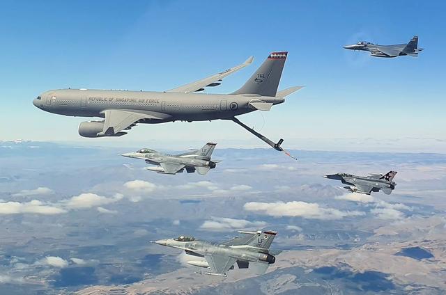 重大里程碑！MRTT加油机已完成F-16自动空中加油测试 即将测试F-15