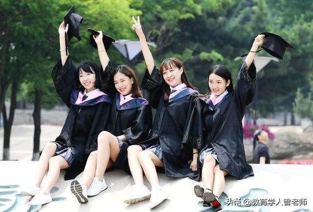 浙江大学又现“高颜值”女寝室，共同去往顶级名校，颜值不输才华