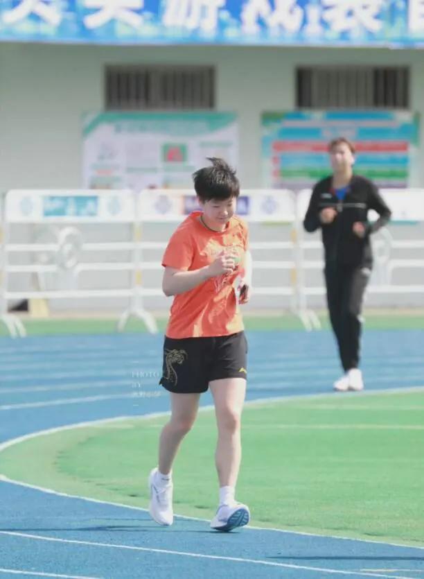 孙颖莎重大利好！陈玘回归乒乓球国家队助其备战新加坡大满贯赛事