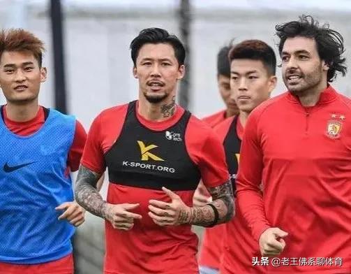 双杀泰国，7-0大胜新加坡，越南第一次夺冠，范志毅预言成真