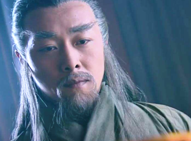 53岁郭亮移民国外近况，成当地主持界一哥，年迈老父留在家乡生活