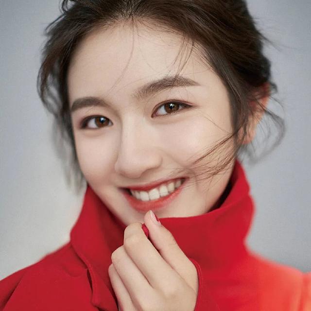 十大99后当红女星！她们肤白貌美大长腿太性感惊艳
